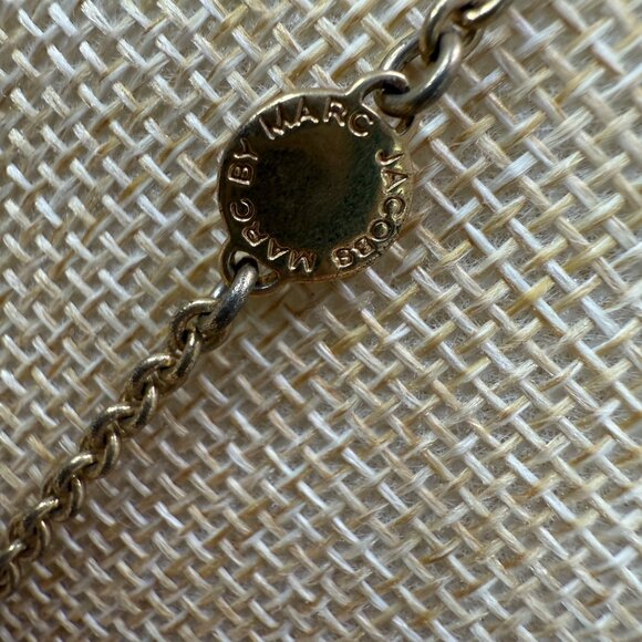 Marc Jacobs Goldtone Logo Disc Necklace With Chain Vintage - Picture 11 of 16